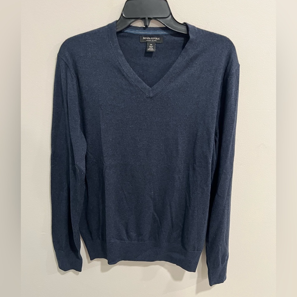 Banana Republic Luxury Blend(silk/cotton/cashmere) V-Neck Men’s Sweater